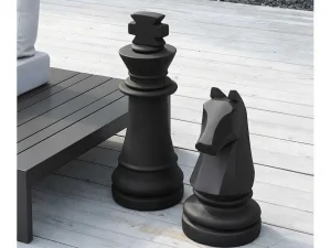 Best Decoratief Standbeeld Schaakspel In Cement Koning - B. 24,5 X H. 68 Cm - Gambit Tuindecoratie