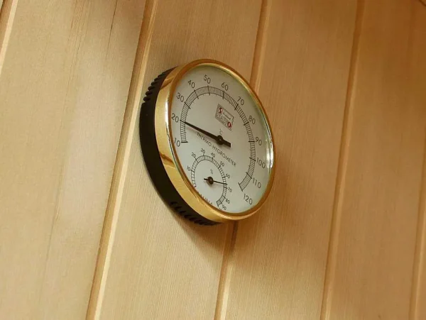 Flash Sale Traditionele Finse Sauna Sigtuna - 2 Tot 3 Plaatsen - L150 X L120 X H200 Cm - Met Led Verlichting Finse Sauna